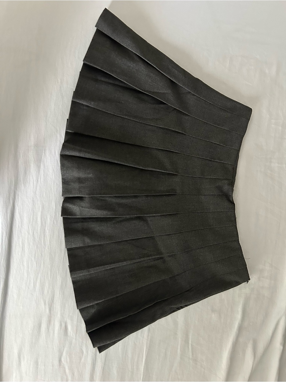 Zara Women's Charcoal Grey Pleated Mini Skirt